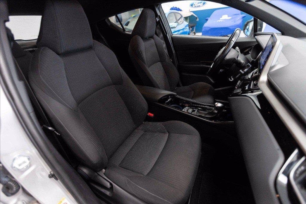 TOYOTA C-HR 1.8h Trend 2wd e-cvt del 2019