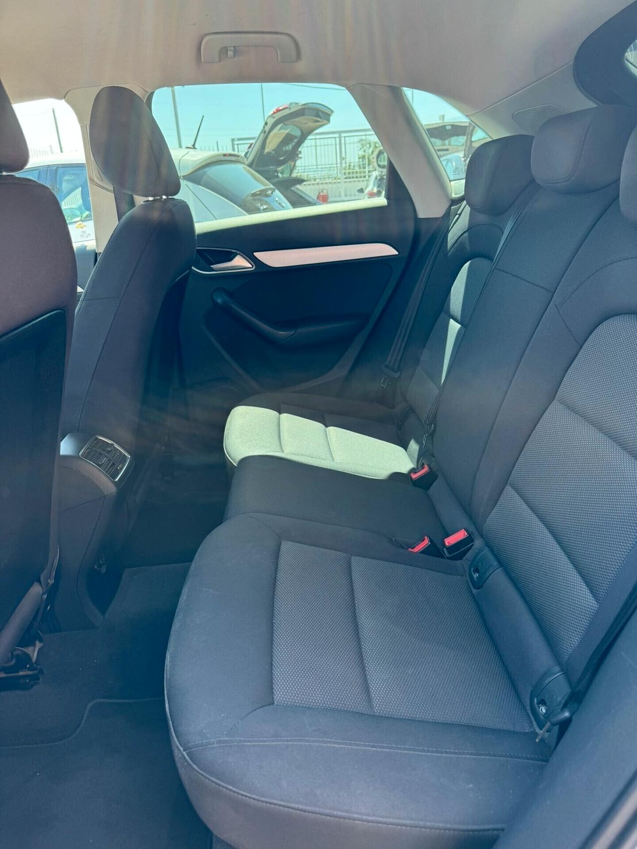 Audi Q3 2.0 TDI 150 CV S tronic Business GARANZIA 12 MESI AUTOMATICO