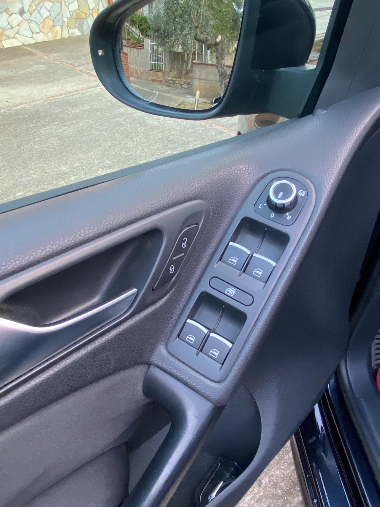 Volkswagen Golf GTI 2.0 TSI 5p.