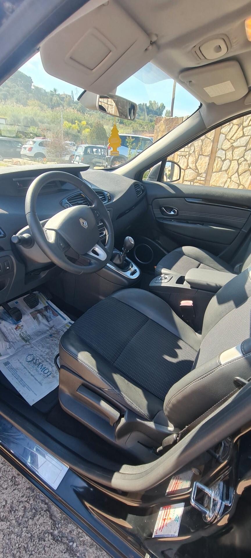 Renault Scenic Scénic X-Mod 1.6 dCi 130CV 136.000 km