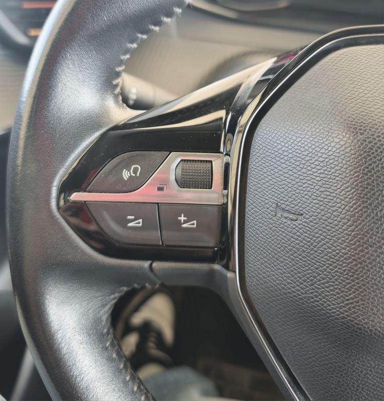 Peugeot 208 208 1.2 puretech Active Pack s&s 75cv