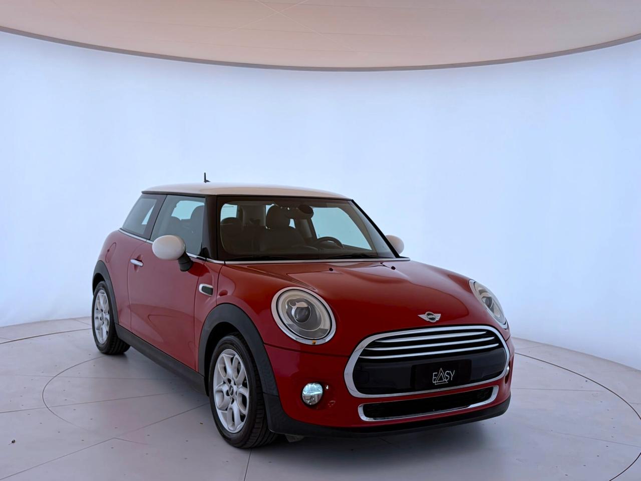 Mini Cooper D 1.5 3p - NEOPATENTATI - TAGLIANDI MINI