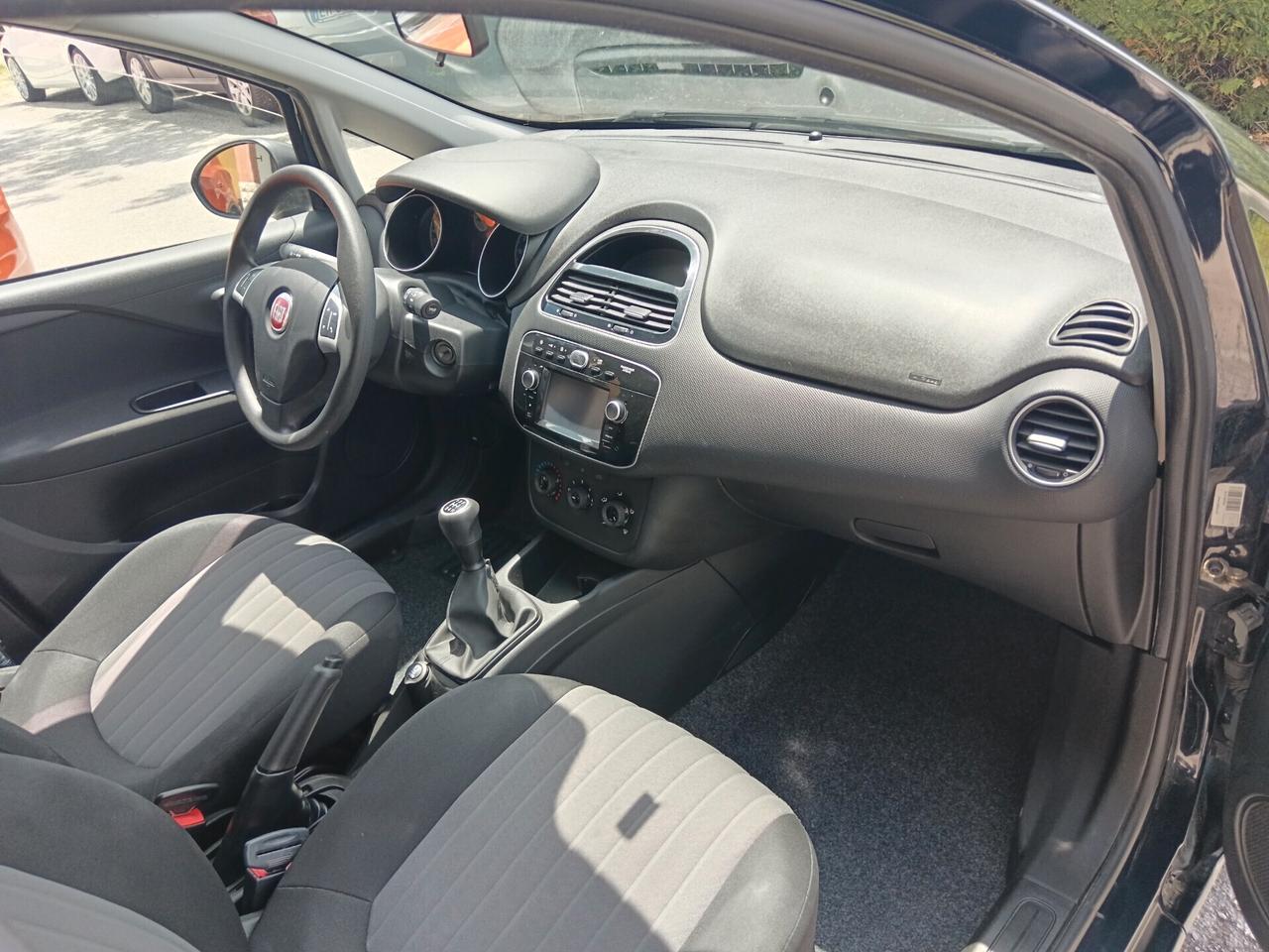 Fiat Punto 1.3 MJT 95CV 5P LOUNGE NAVI