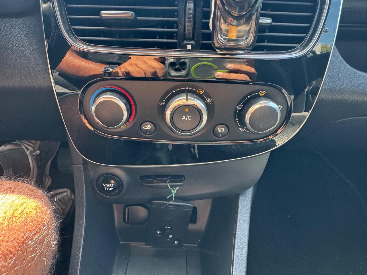 Renault Clio dCi 8V 75 CV Start&Stop 5 porte Energy Intens