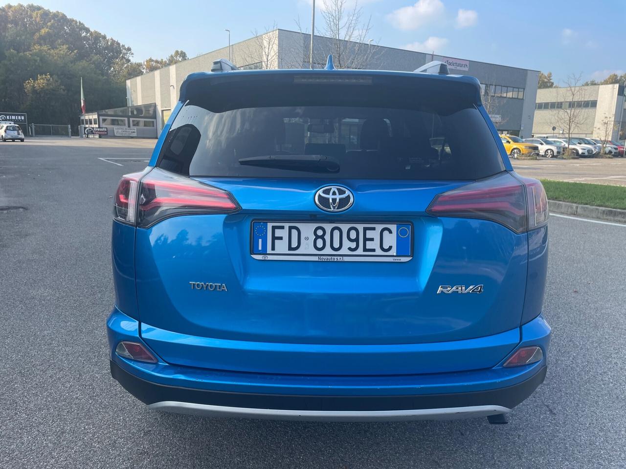 Toyota RAV 4 RAV4 2.0 D-4D 2WD*Neopatetati*Euro6B*Libro service