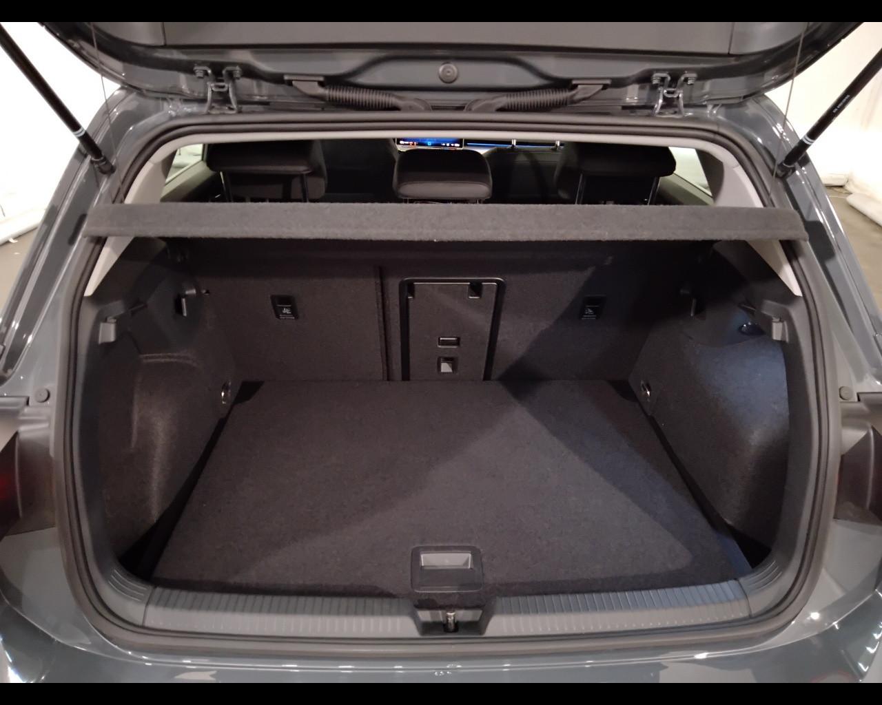 VOLKSWAGEN Golf VIII 2024 - Golf 2.0 tdi Style 150cv dsg