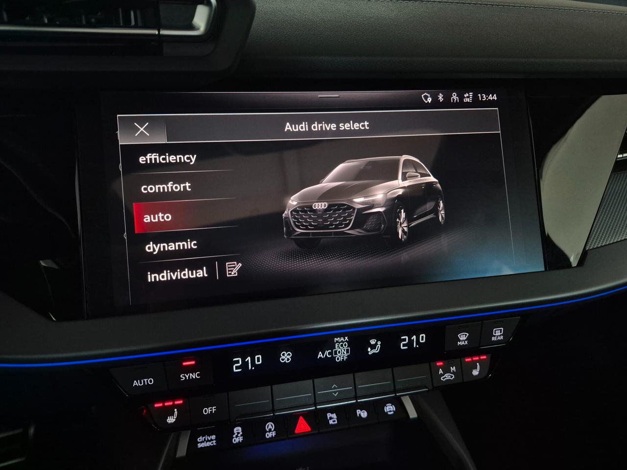 Audi A3 TFSI MHEV S LINE PLUS TETTO MATRIX SONOS CARPLAY 360°