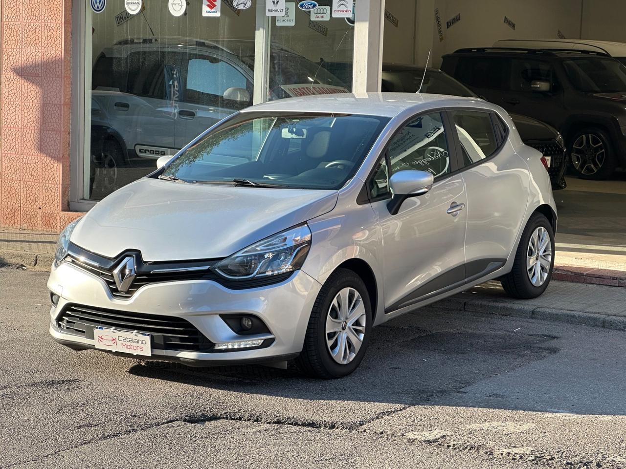 Renault Clio dCi 8V 75 CV 5 porte Moschino Intens