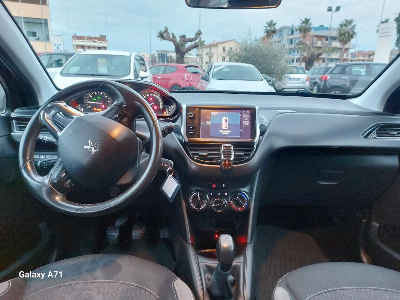 PEUGEOT 208 1,2 GPL 82 CV ALLURE 5P
