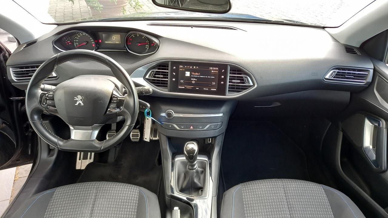 Peugeot 308 BlueHDi 100 S&S SW Style