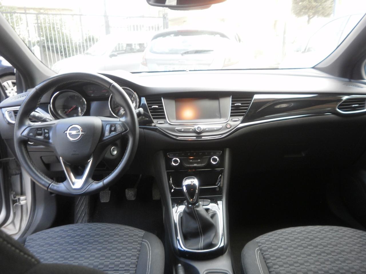 OPEL ASTRA 1.6 CDTI 110 CV SPORTS TOURER BUSINESS NEOPATENTATI