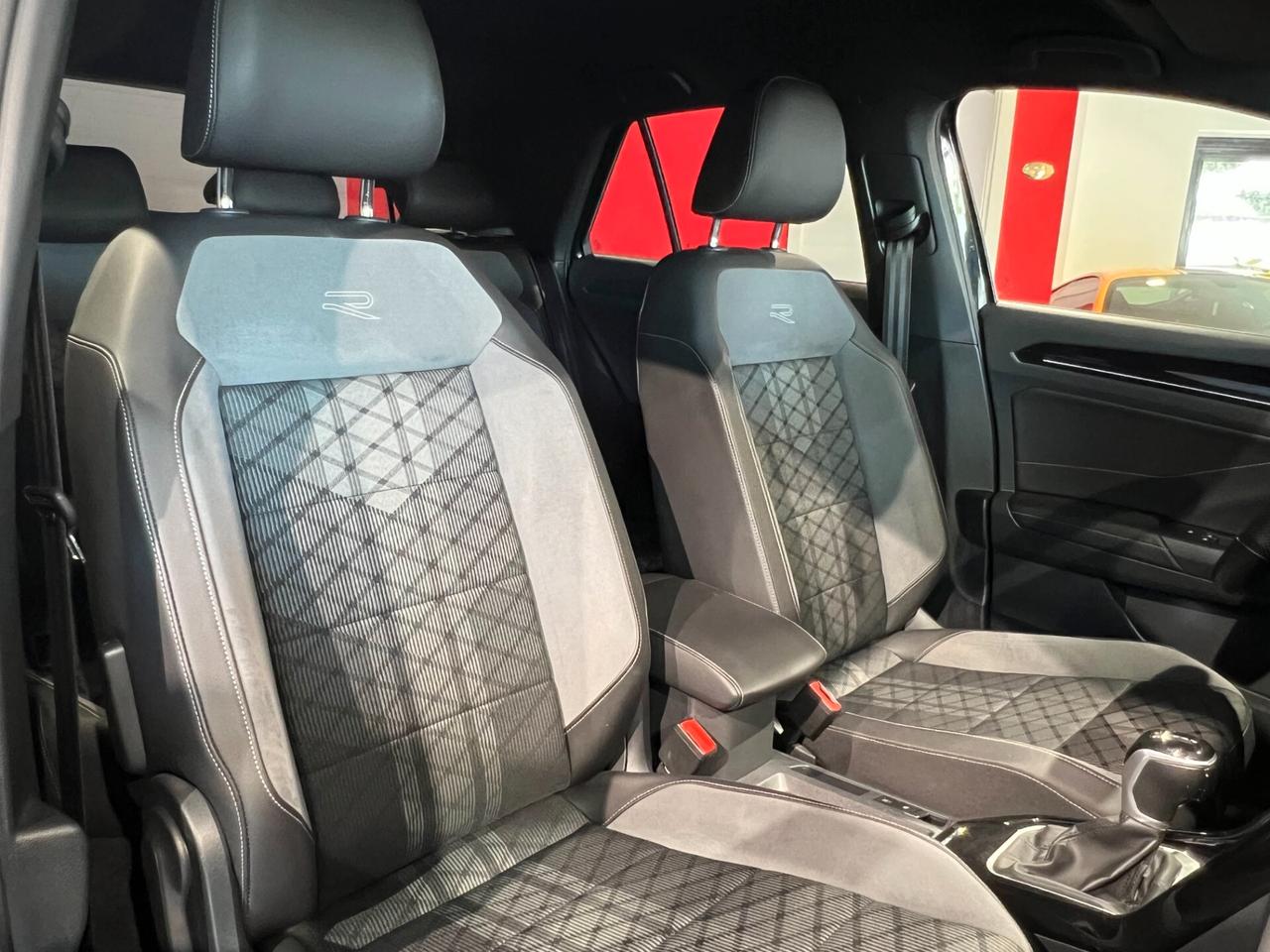 Volkswagen T-Roc 2.0 TDI 150 CV DSG R-Line
