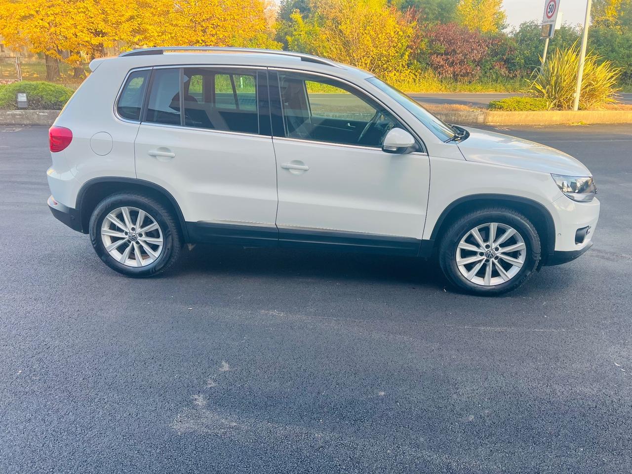 Volkswagen Tiguan 2.0 TDI 110 CV Sport & Style BlueMotion Technology