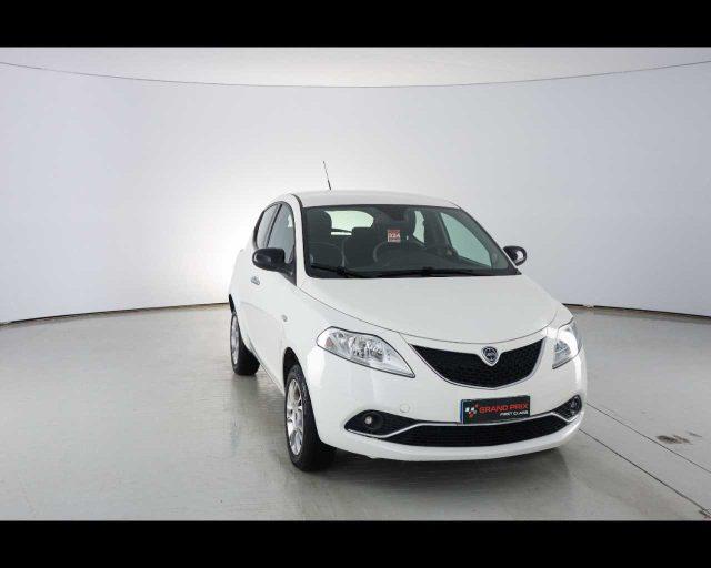 LANCIA Ypsilon 0.9 TwinAir 85 CV 5 porte Metano Ecochic Gold