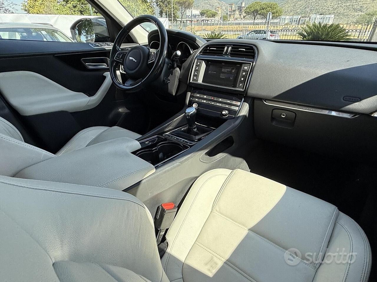 JAGUAR F PACE FULL OPTIONAL GARANZIA 24 MESI