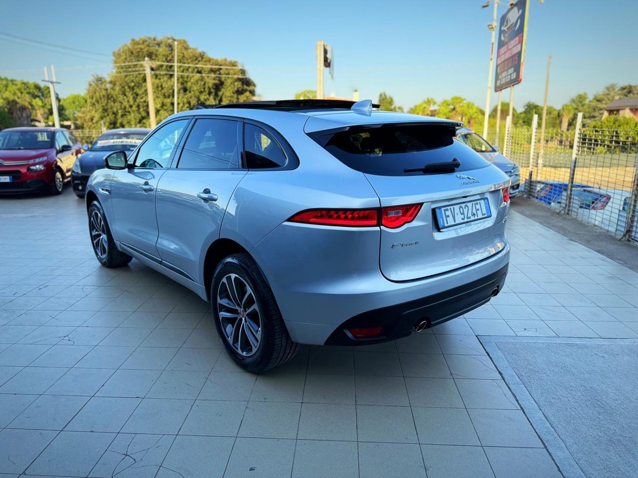 Jaguar F-Pace 2.0 D 180 CV AWD aut. Portfolio Extra Full Garanzia 24 Mesi