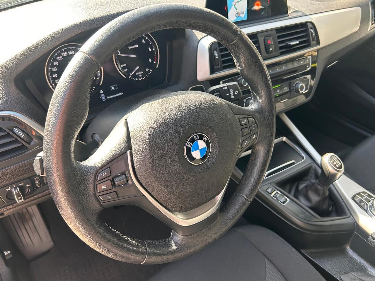 Bmw 118d xDrive 5p. Sport