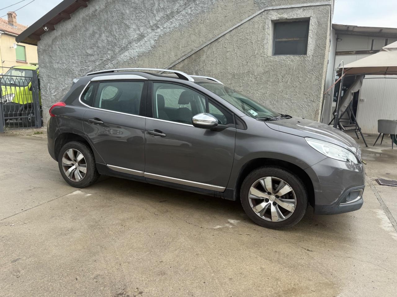 Peugeot 2008 PureTech 82 Allure