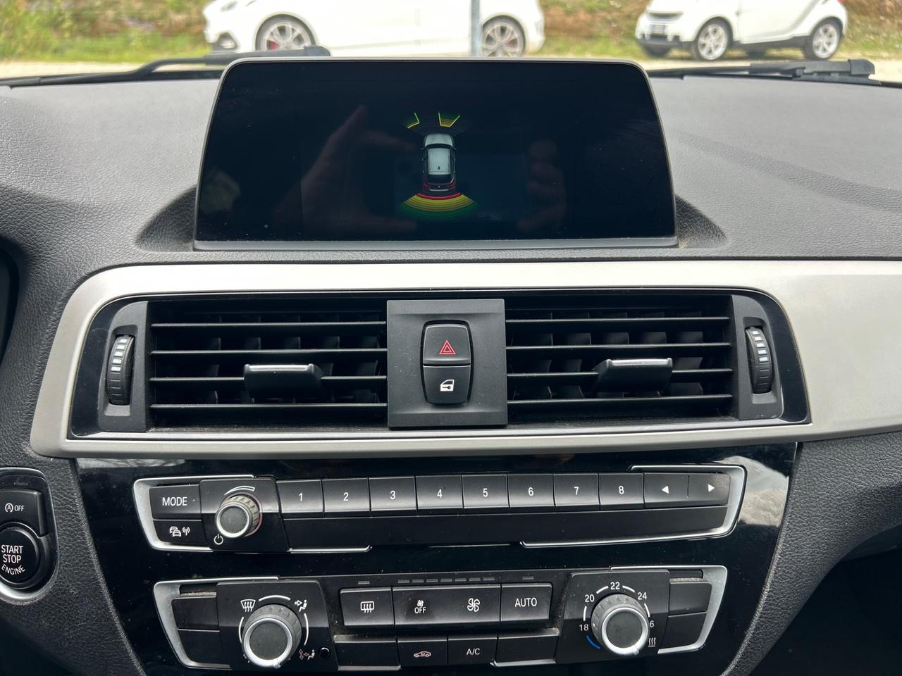 Bmw 116 116d 5p. Business neopatentati