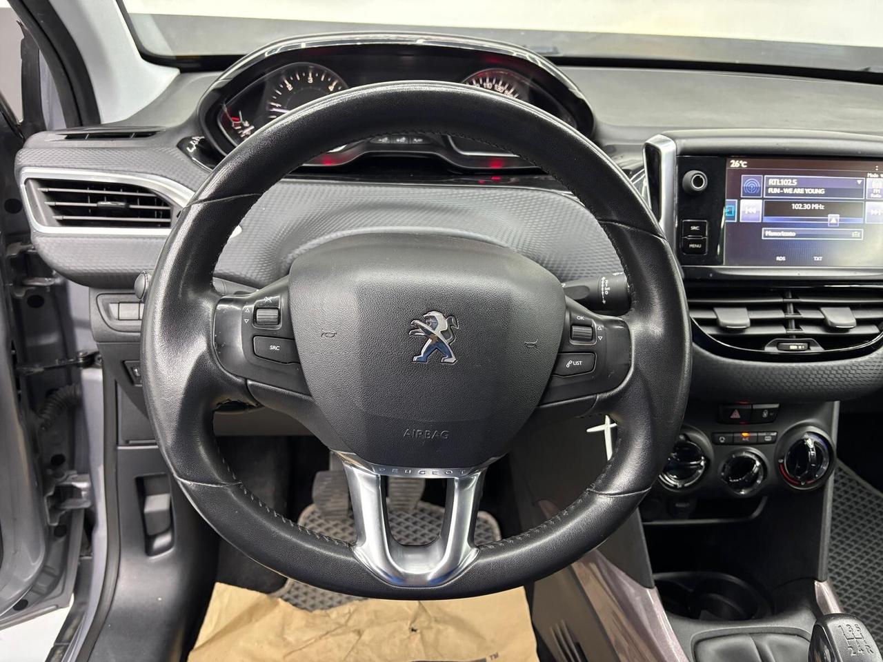 Peugeot 2008 BlueHDi 100 Black Matt