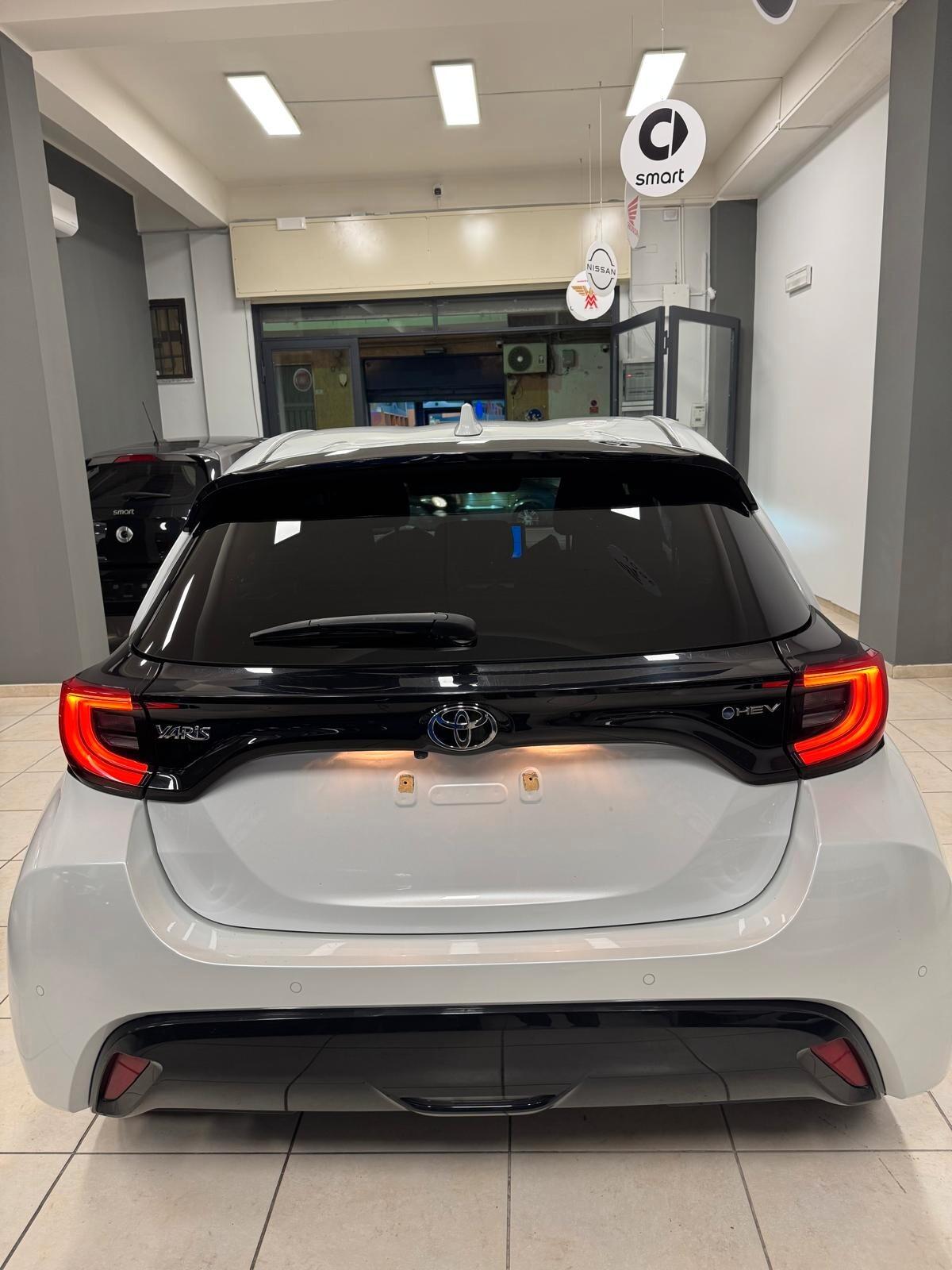 Toyota Yaris 1.5 130 Hybrid 5 porte Lounge