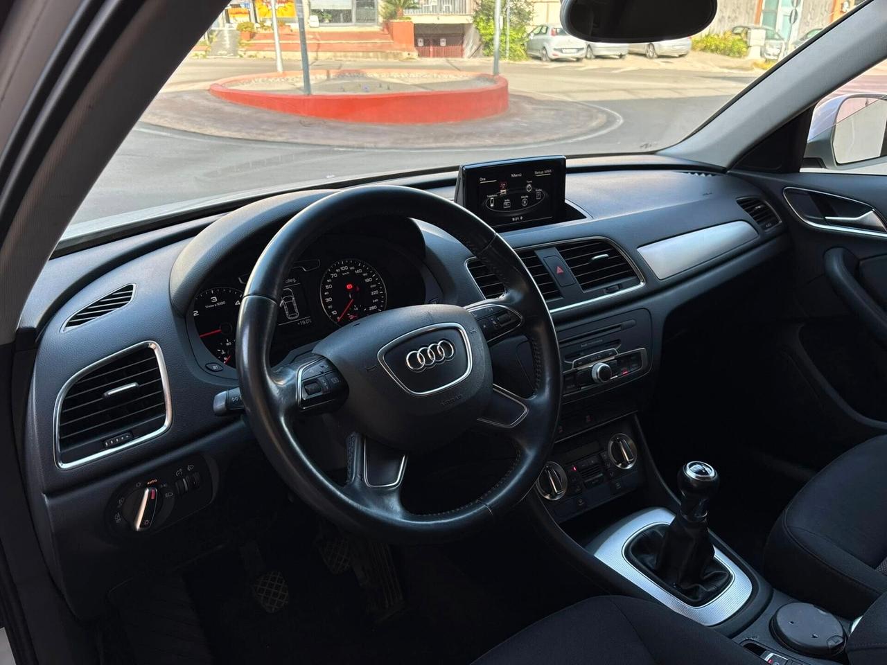 Audi Q3 2.0 TDI 140CV - 2014