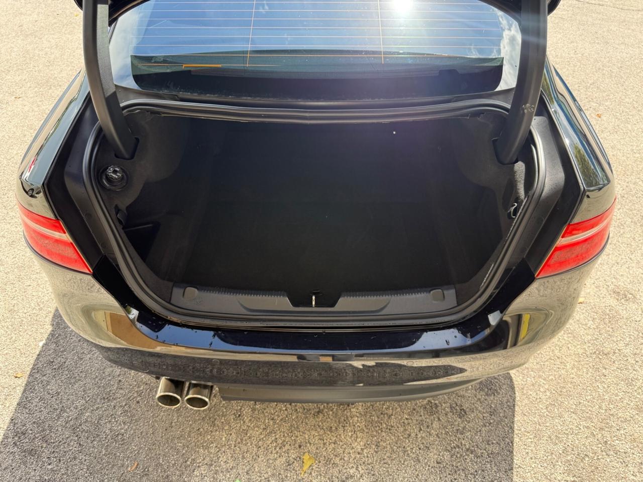 Jaguar XE 2.0 D Turbo aut. Pure