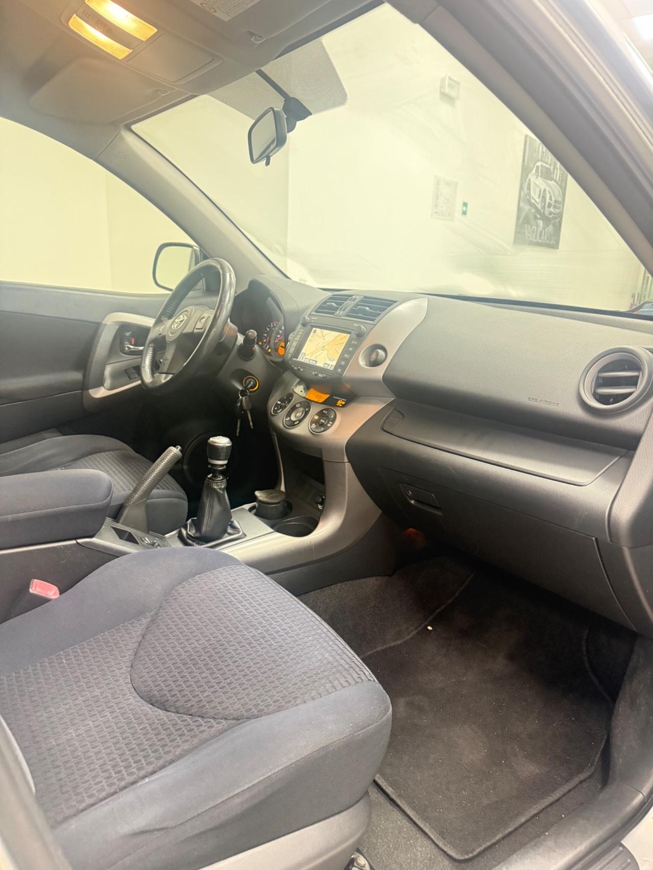 Toyota RAV 4 RAV4 Crossover 2.2 D-4D 136 CV Sol