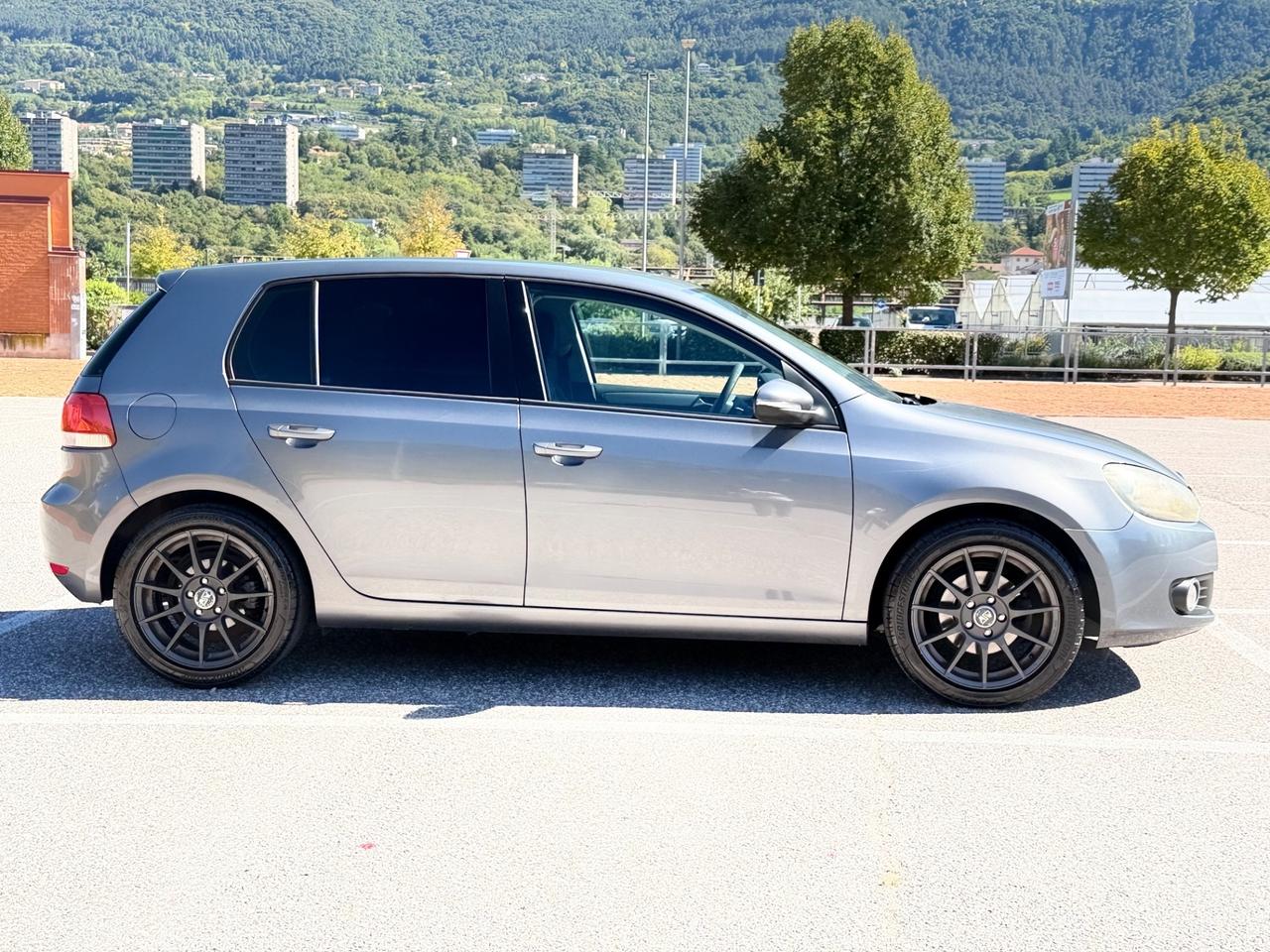 Volkswagen Golf 2.0 TDI 110CV DPF 5p. Ok neopatentati