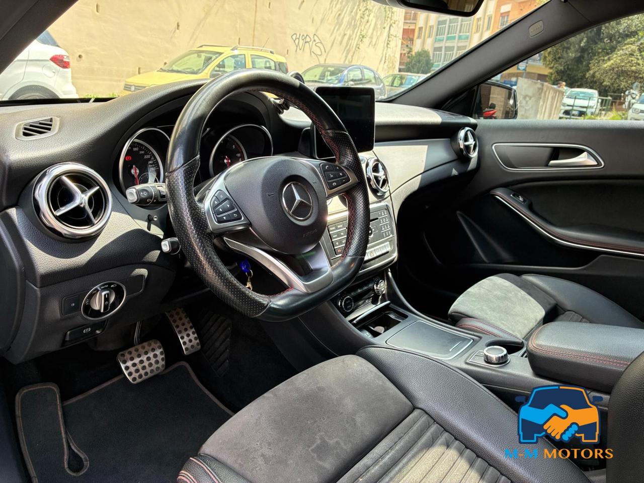 Mercedes GLA 200d AMG Premium auto 136 cv