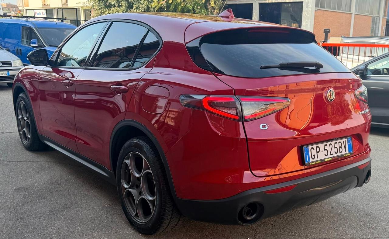 Alfa Romeo Stelvio 2.2 Turbodiesel 210 CV AT8 Q4 Competizione