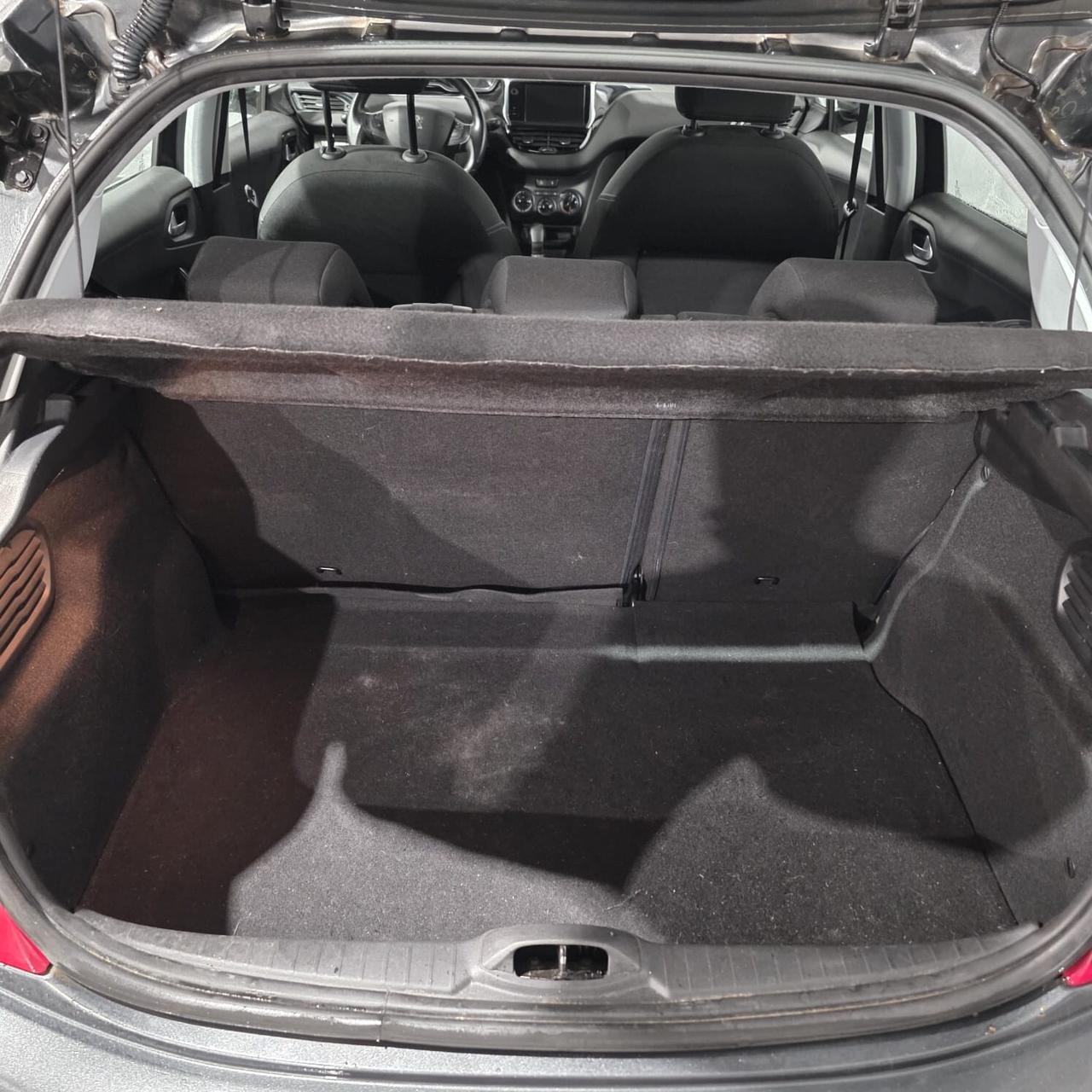 Peugeot 208 1.2 BENZINA ALLURE NEOPATENTATI EURO 6