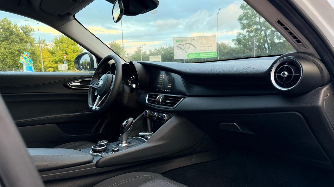 Alfa Romeo Giulia 2.2 Perfetta