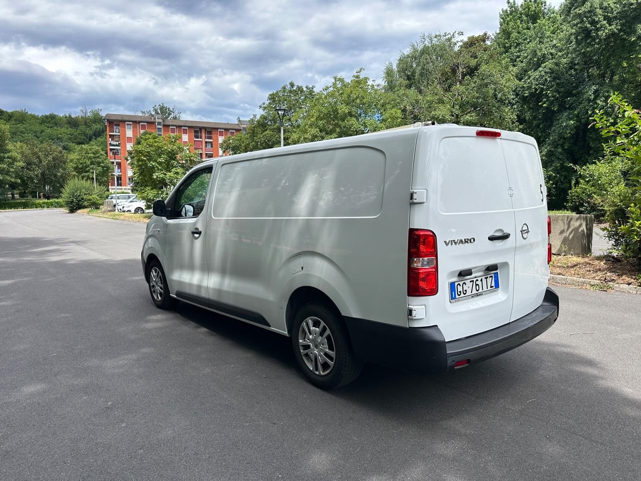 Opel vivaro passo lungo