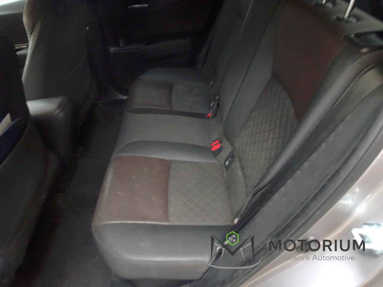 Toyota C-HR 1.8 Hybrid E-CVT Business