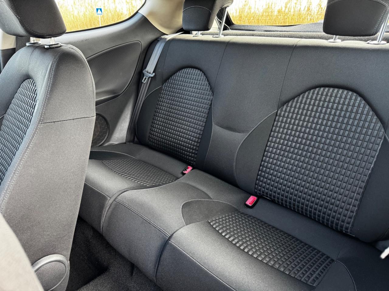 Alfa Romeo MiTo 1.4 78 CV Distinctive Sport Pack