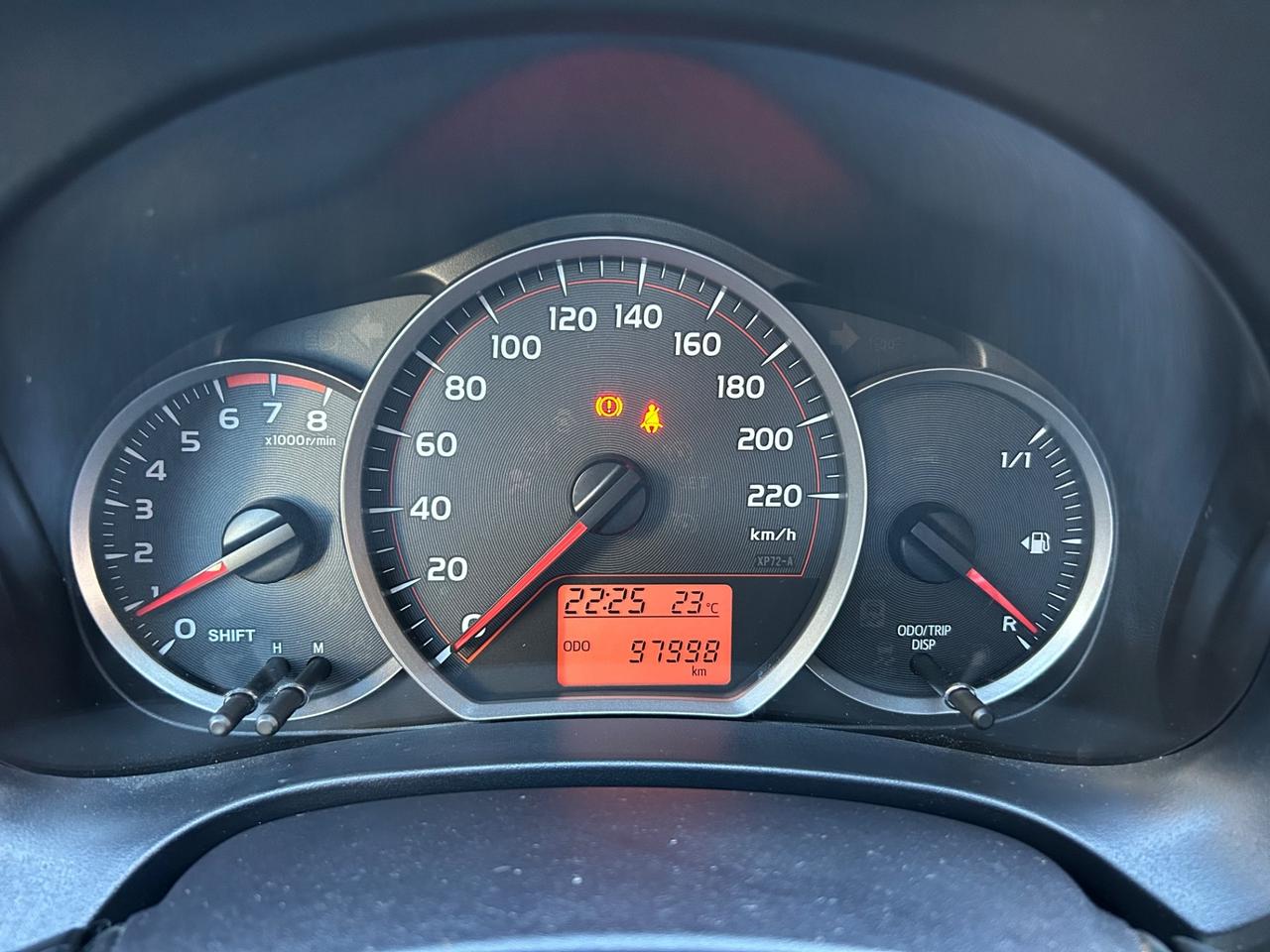Toyota Yaris 1.0 b. solo 97000 km
