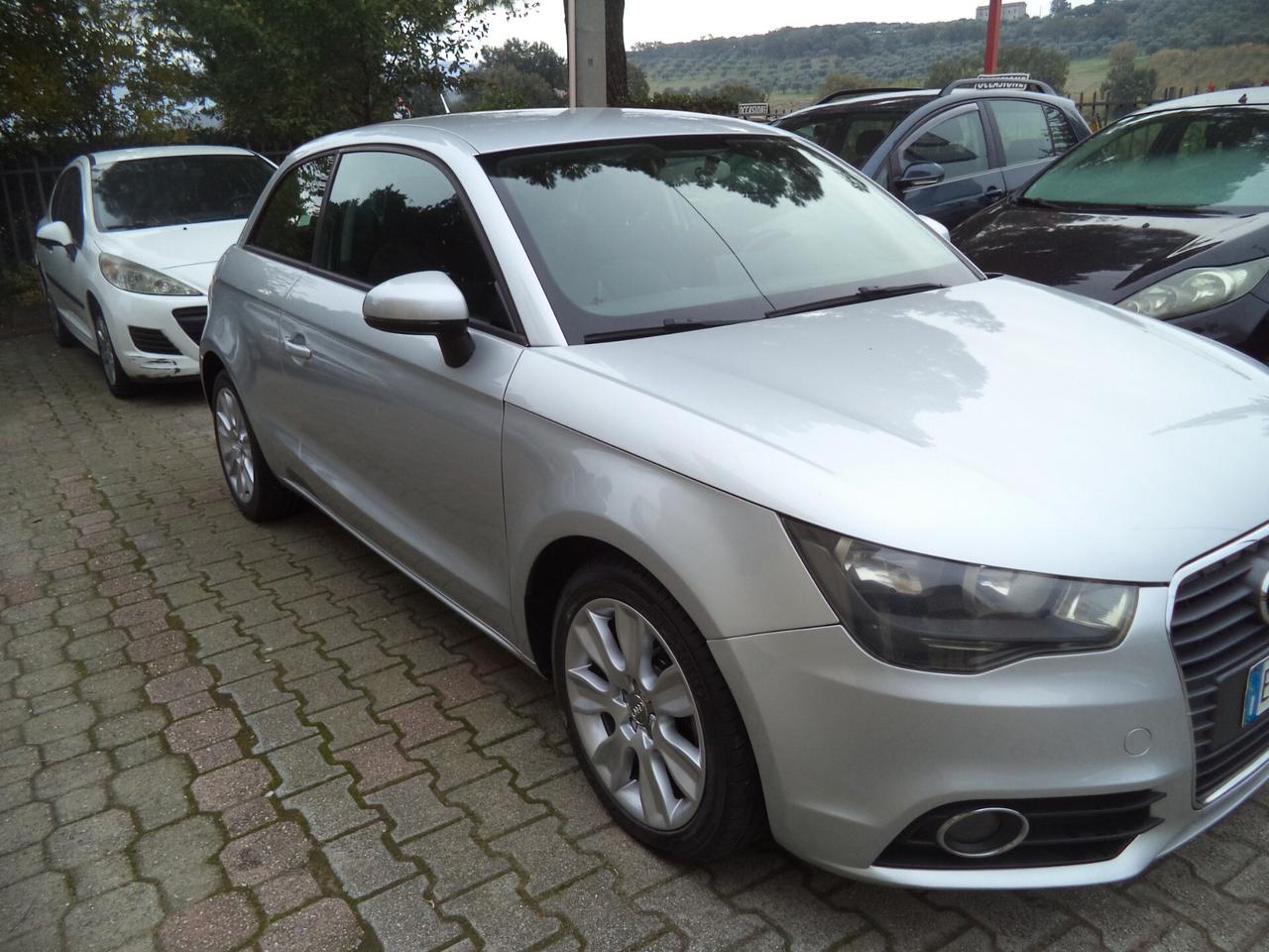 Audi A1 1.6 TDI 105 CV Attraction