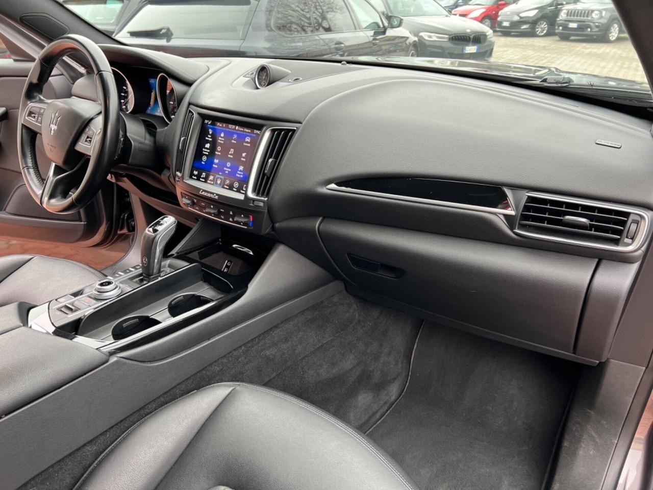 Maserati Levante V6 Diesel AWD - PER COMMERCIANTI