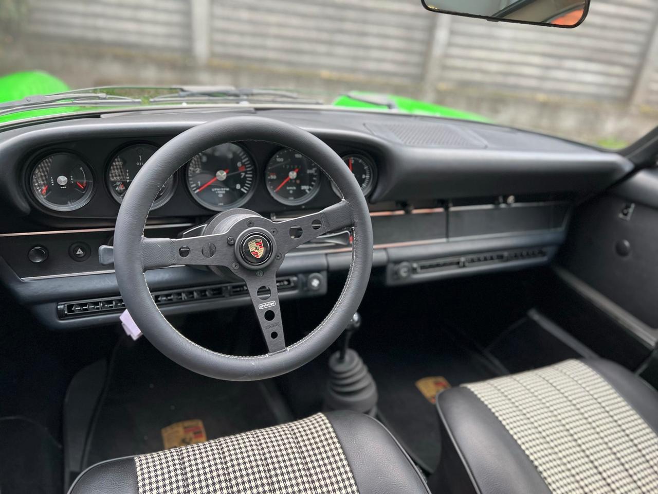 Porsche 911 2.4T Italiano originale UNICA