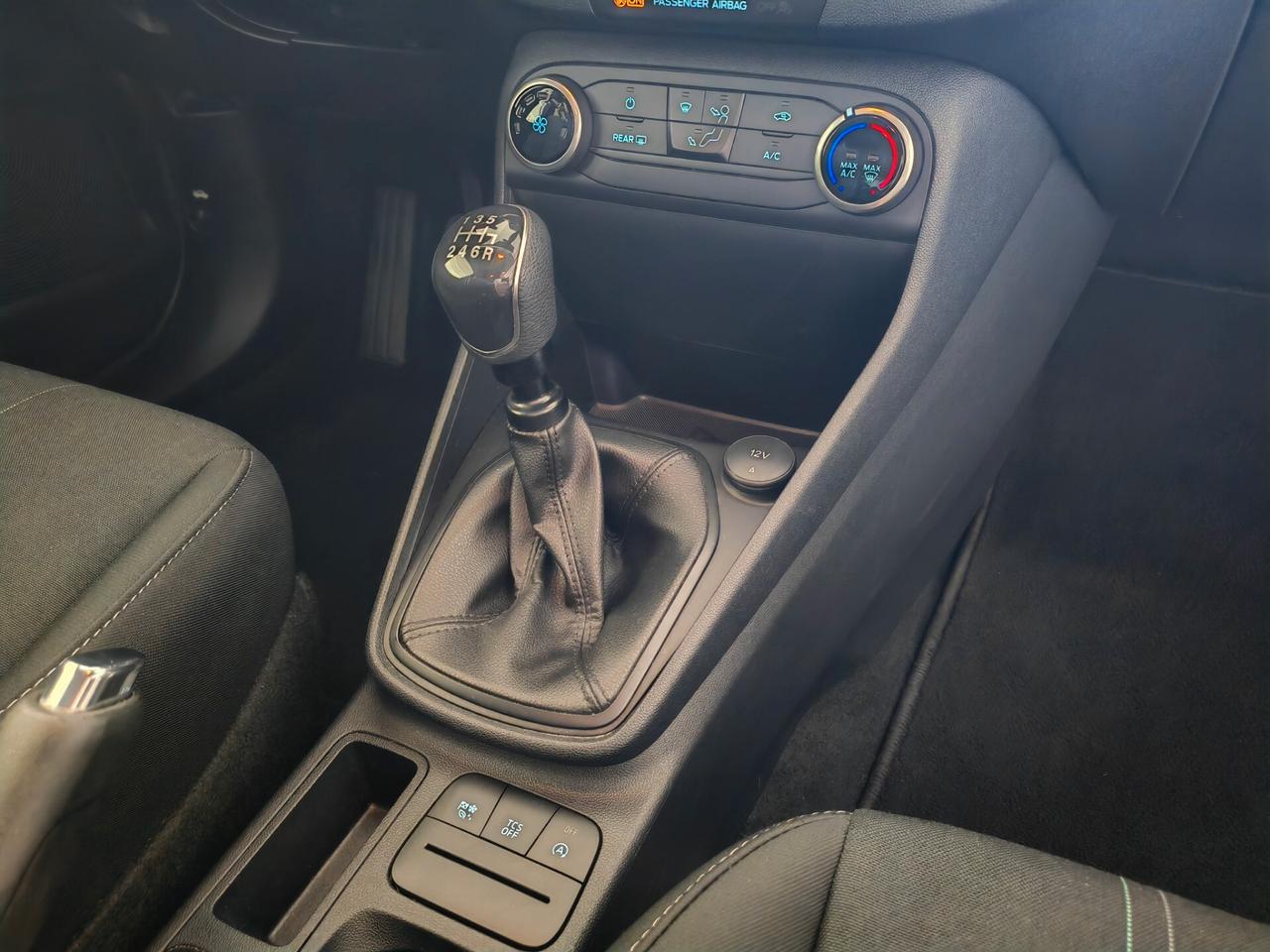Ford Fiesta VAN hybrid 125cv Autocarro N1 2 posti uniprop