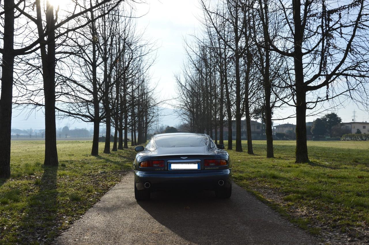 DB7 Vantage V12