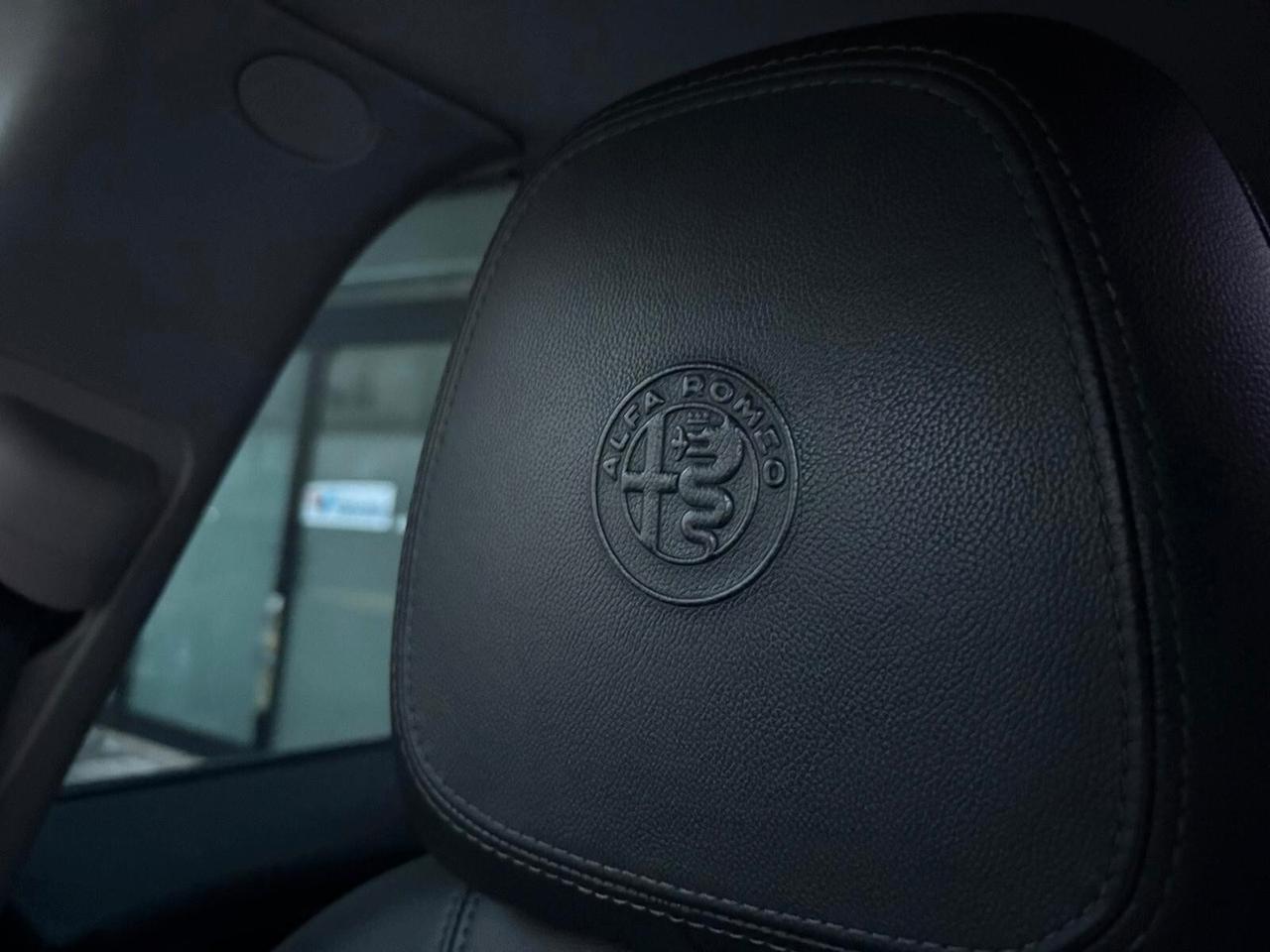 Alfa Romeo Stelvio 2.2 Turbodiesel 180 CV AT8 RWD Executive