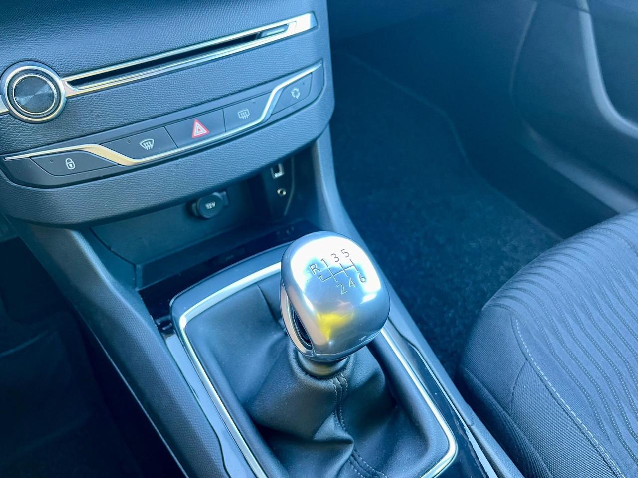 Peugeot 308 BlueHDi 150cv 2015 139.000km euro6 per neopatentati