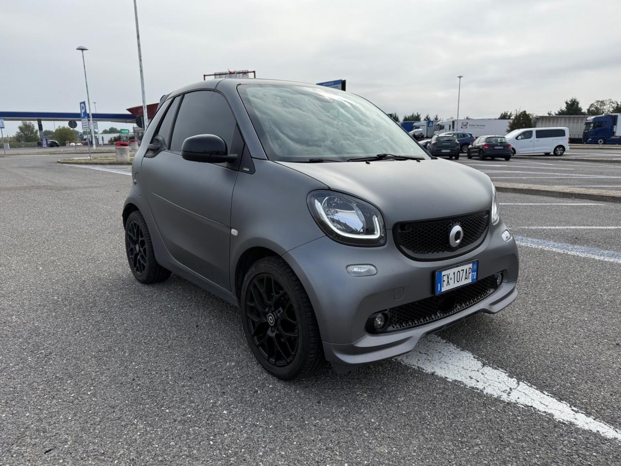 Smart Fortwo CABRIO 90CV Suitegrey Superpassion NAVI LED