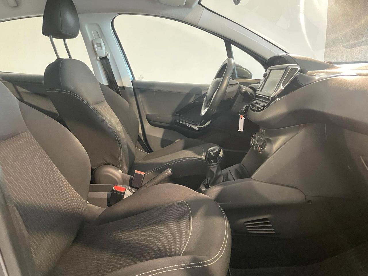 Peugeot 208 BlueHDi 75 5 porte Allure