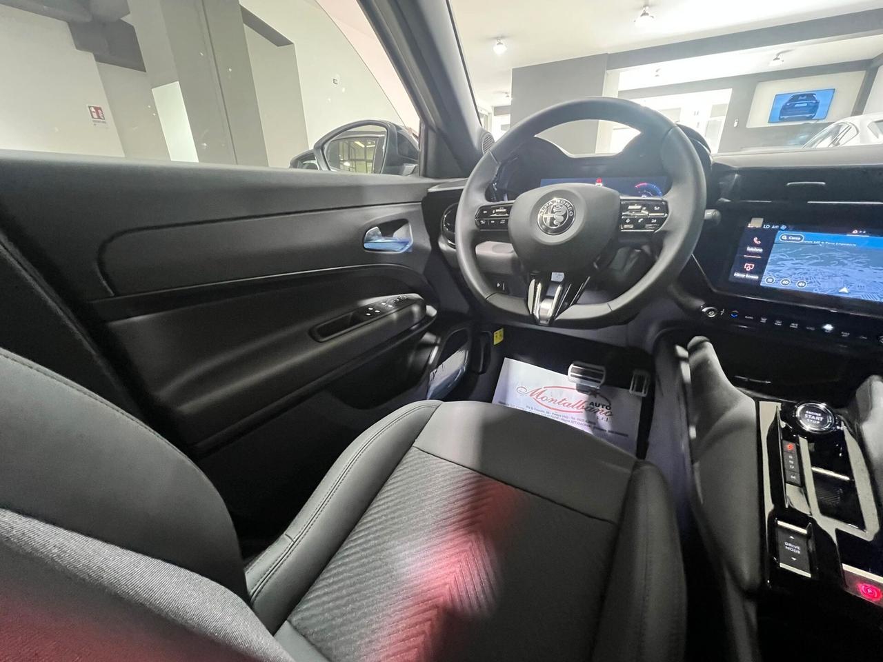 Alfa Romeo Junior 1.2 136 CV Hybrid eDCT6 Speciale