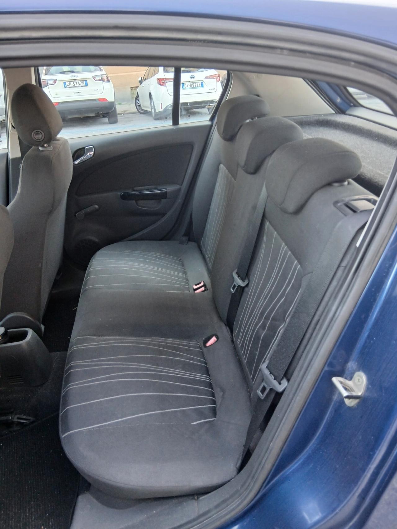Opel Corsa - AUTOMATICA - SOLI 46000 KM