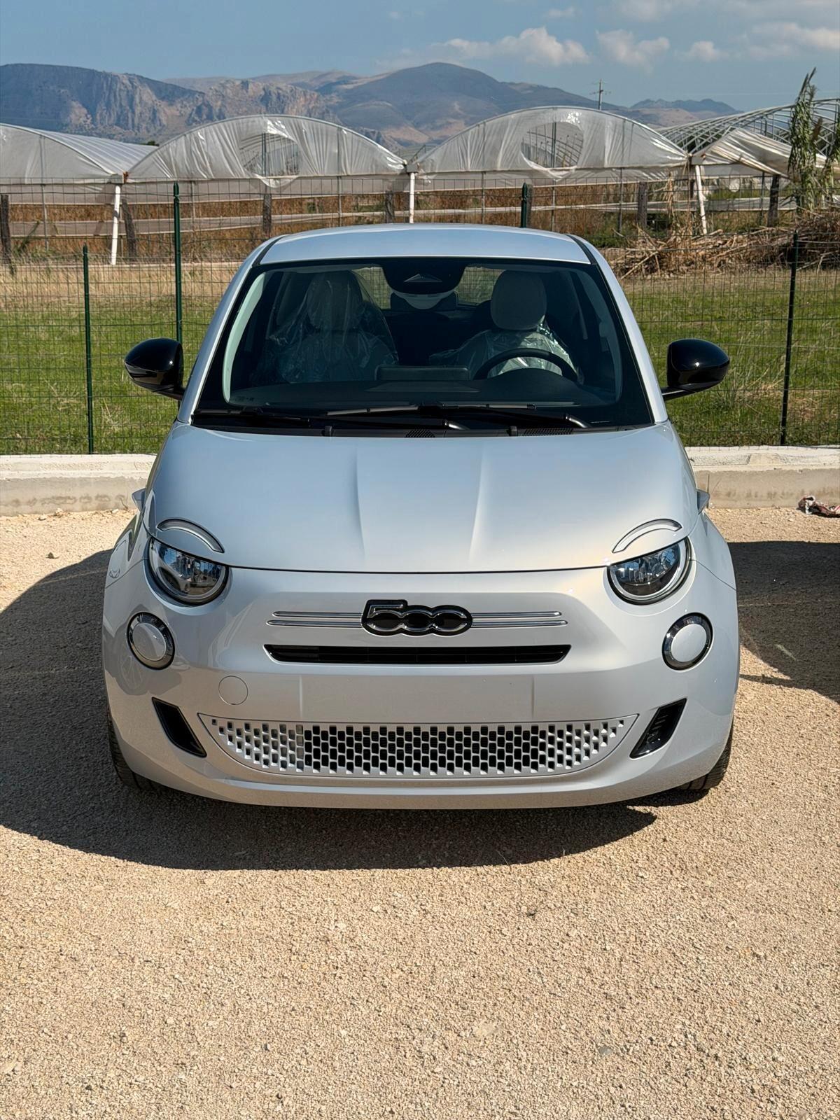 Fiat 500 Icon Hybrid