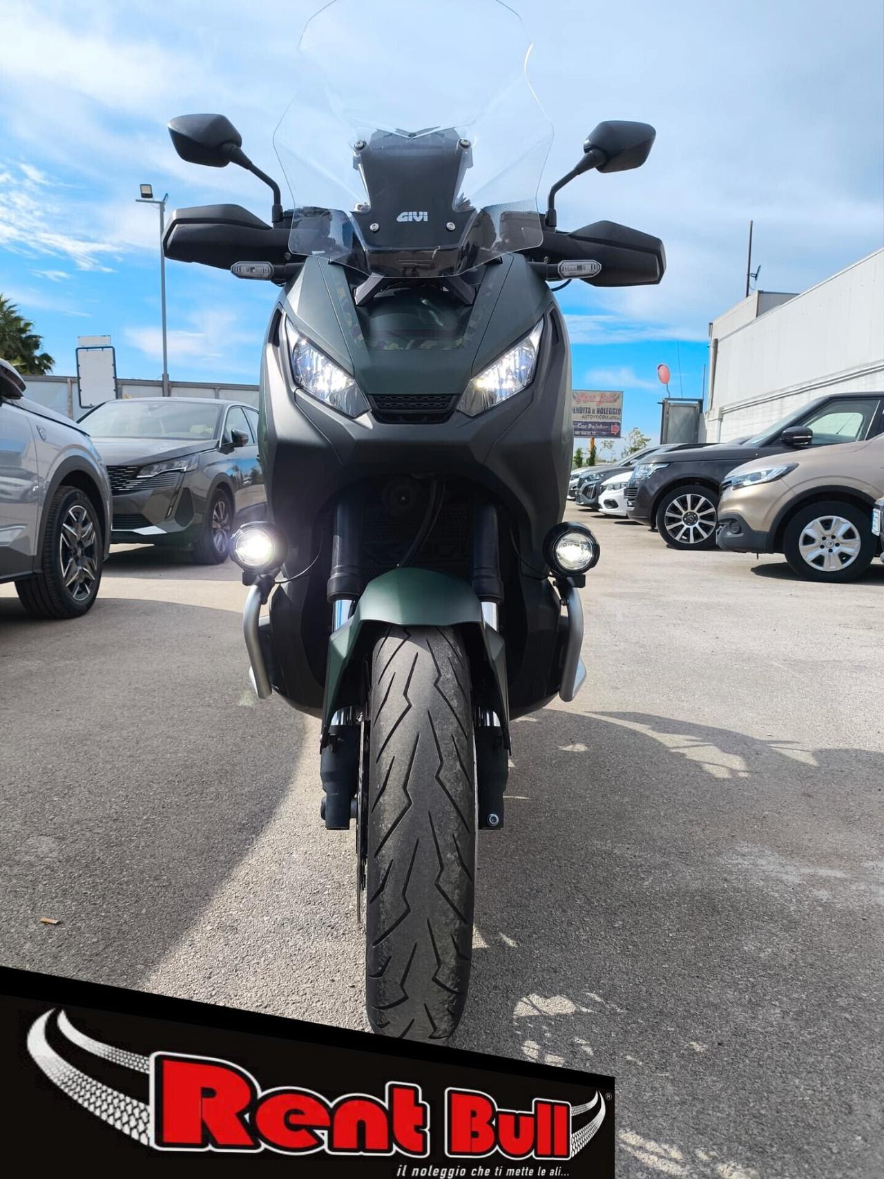 MOTO HONDA ADV 750 VERSIONE USA PARI AL NUOVO RIF:6325